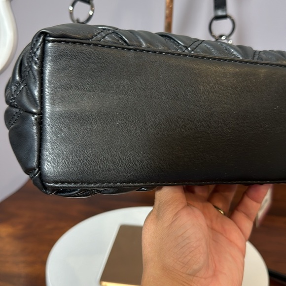 Gilda Paris Quilted and studded shoulder bag with chain detail - Picture 7 of 11